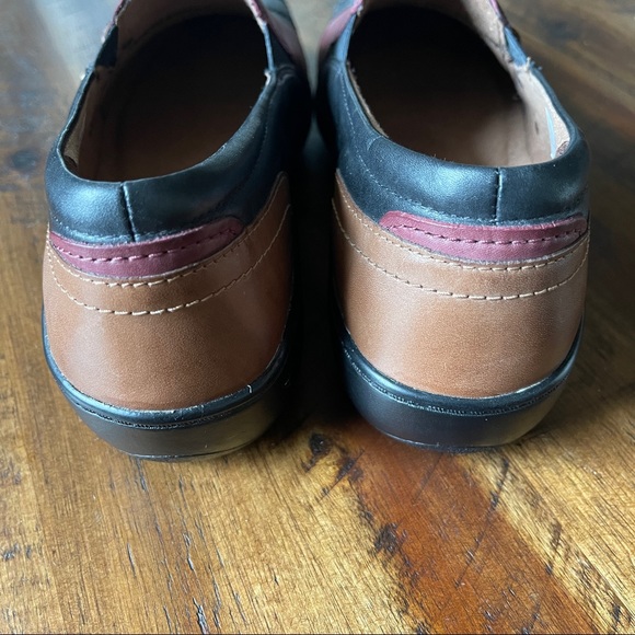 Aravon Danielle AR Multi Colored Slip On Shoes 11 - Picture 4 of 7